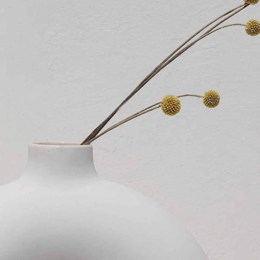 Half Polo Sculptural Vase – Modern Minimalist Ceramic Home Decor