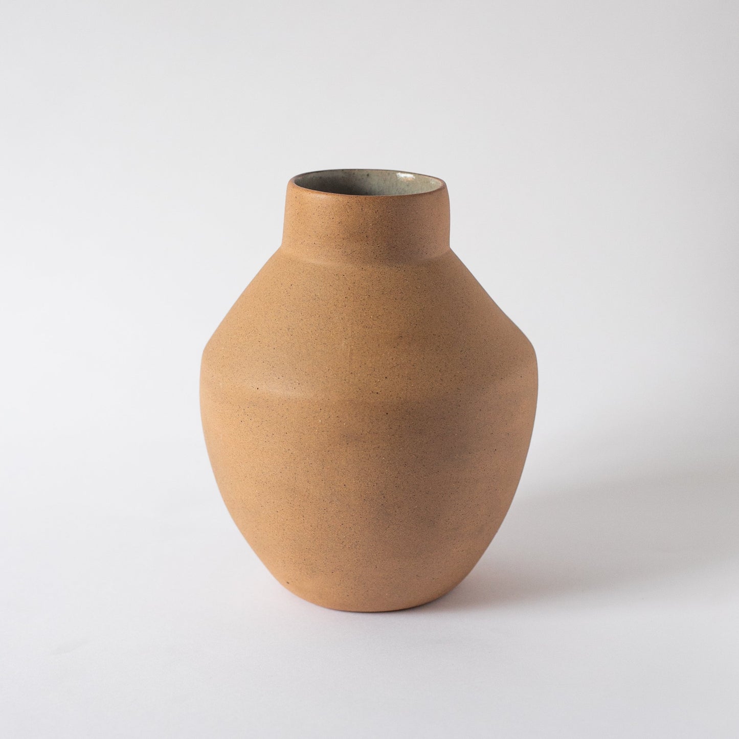Handcrafted Egeo Ceramic Vase with Natural Earth-Tone Finish