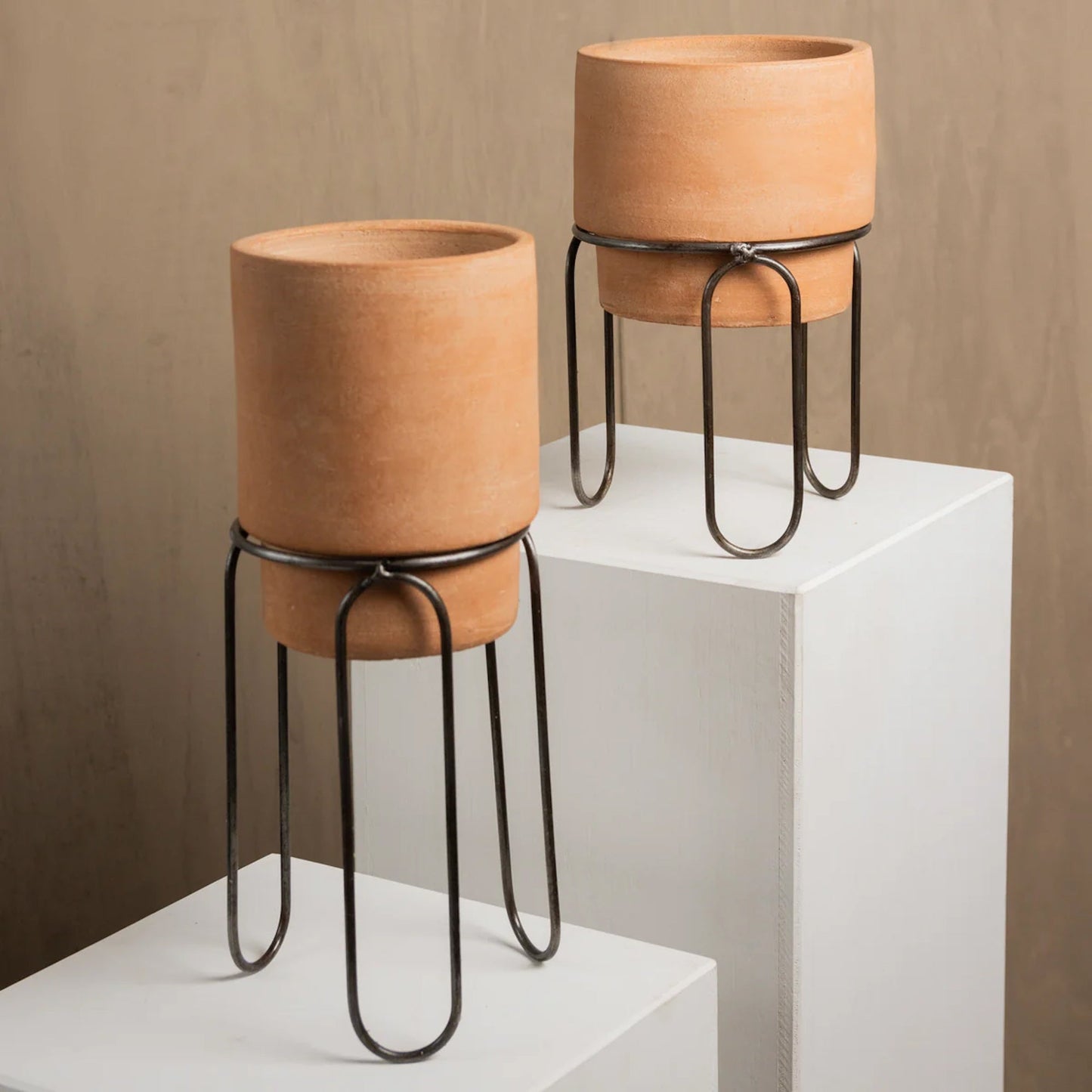 Handcrafted Jaro Terracotta Planter – Sustainable & Stylish Decor
