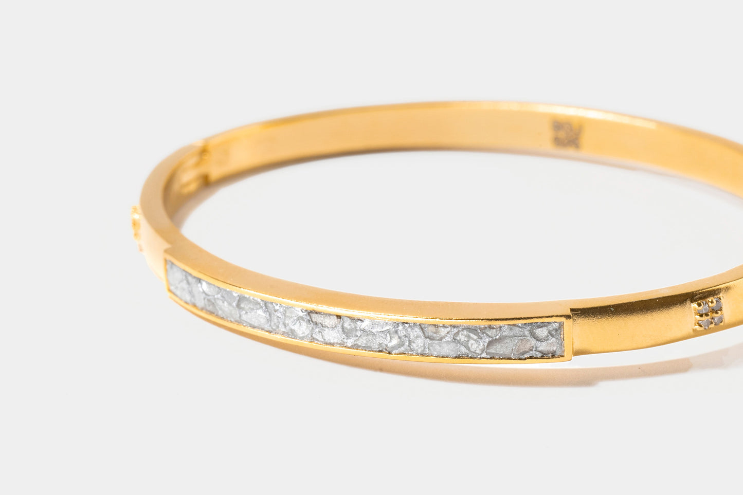 Hapur Clasp Gold Vermeil Bangle Bracelet Raw Diamonds and Resin Detail