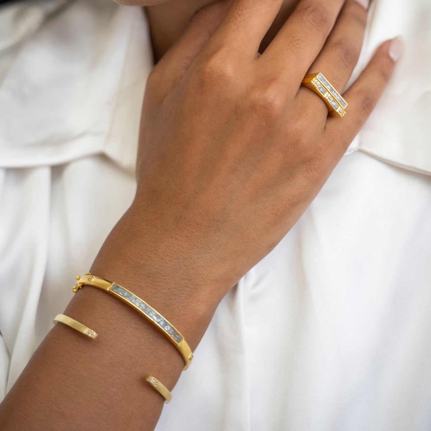 Hapur Clasp Gold Vermeil Bangle Bracelet Raw Diamonds and Resin Detail