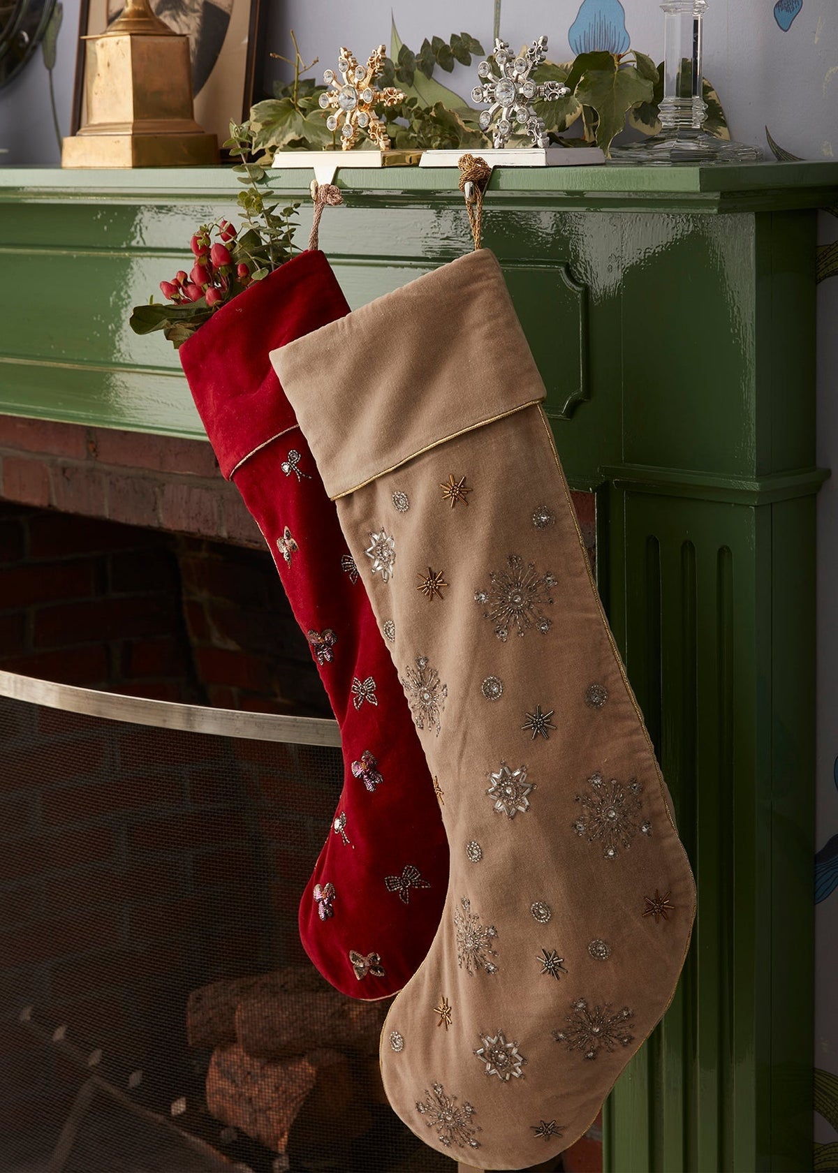 Silver Snowflake Stocking Hanger Heavy Luxe Mantel Hook Holiday Gift X
