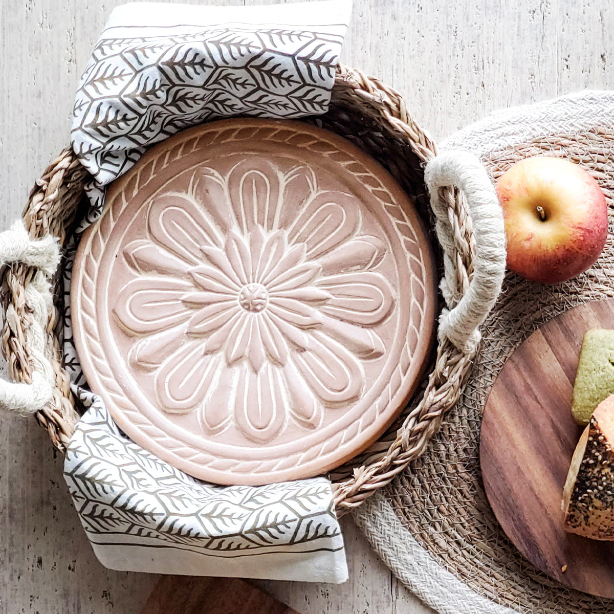 Rustic Vintage Flower Bread Warmer Gift Set with Towel