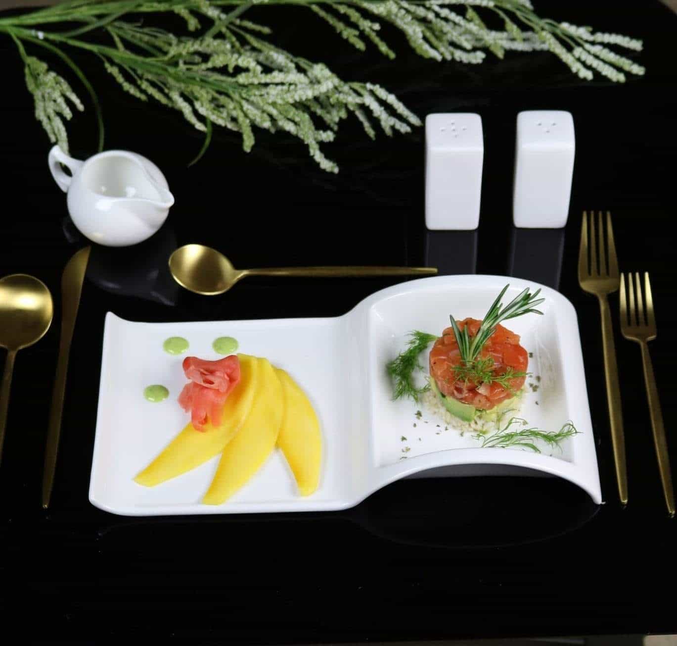 Sectional Salad Plates Set of 4 Porcelain Serving Plates