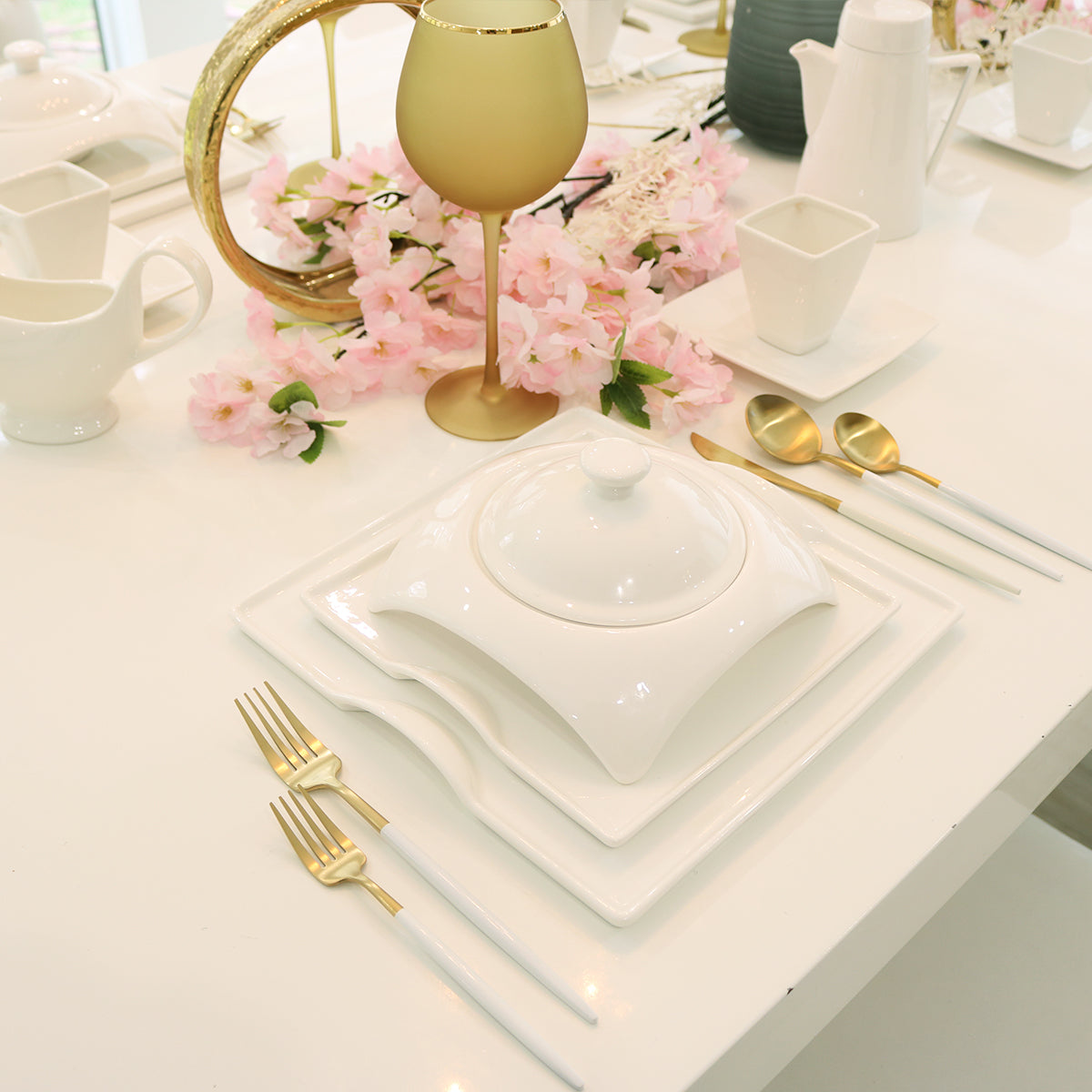Square Porcelain Dinnerware Set Service for 4 Elegant White