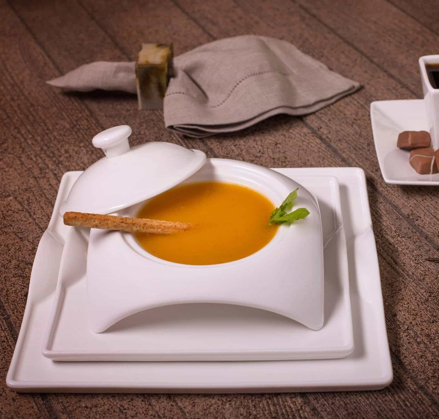 Square Porcelain Dinnerware Set Service for 4 Elegant White
