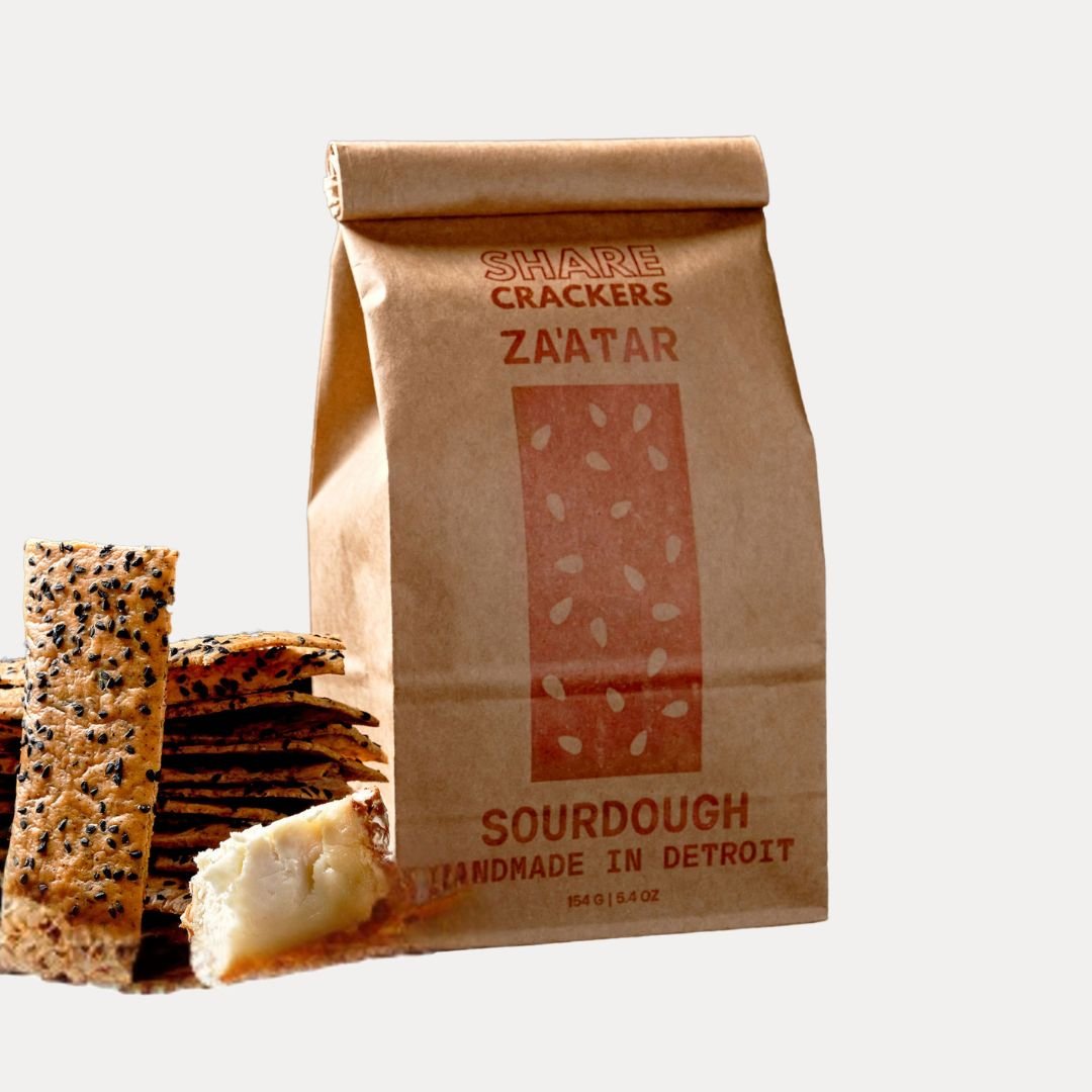Premium Charcuterie Gift Basket — Spreads, Nuts & Dried Fruits