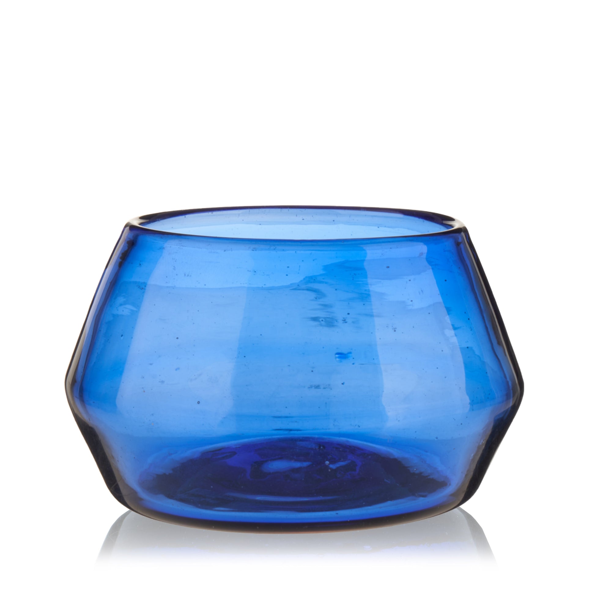 Artisanal Mexican glassware for spirits tasting
