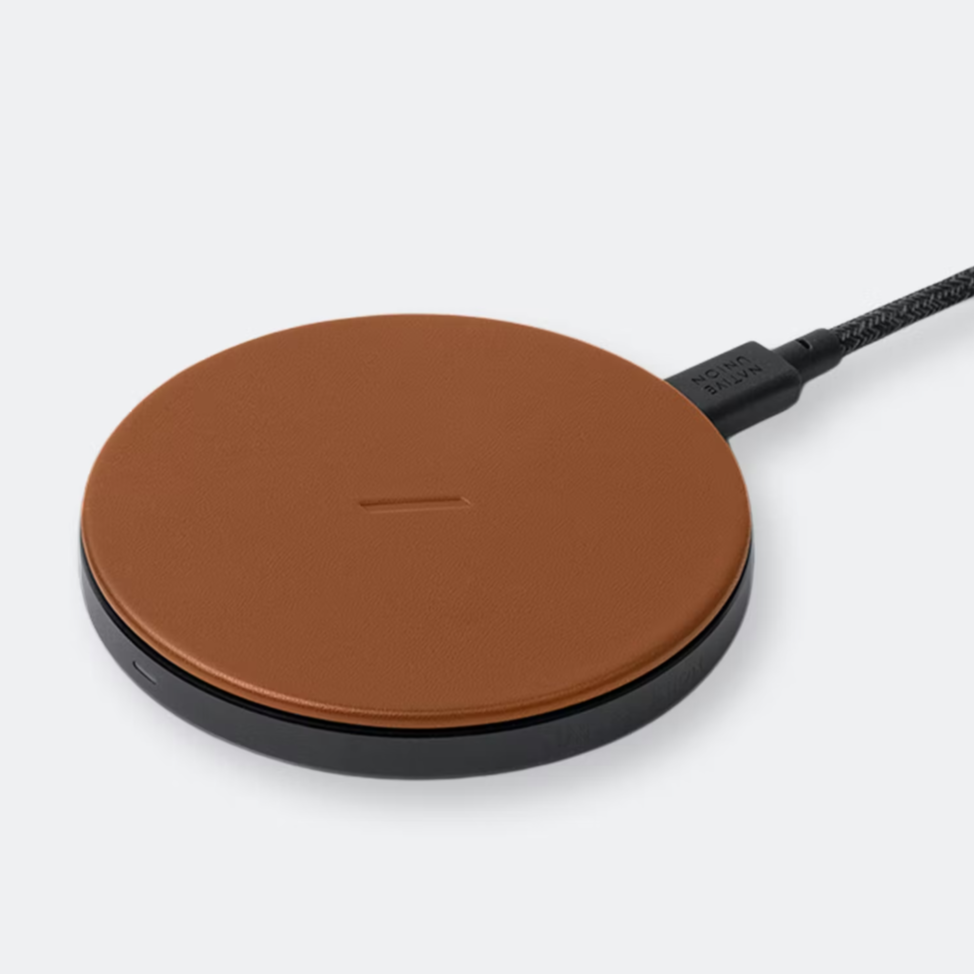 Native Union Classic Leather Drop Charger – Wireless & Timeless Style